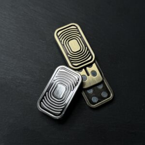 TRIPLE MAGNETIC EDC CARD / BRONZE COLORED
