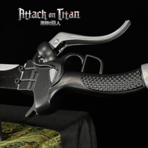 ATTACK ON TITAN SWORD
