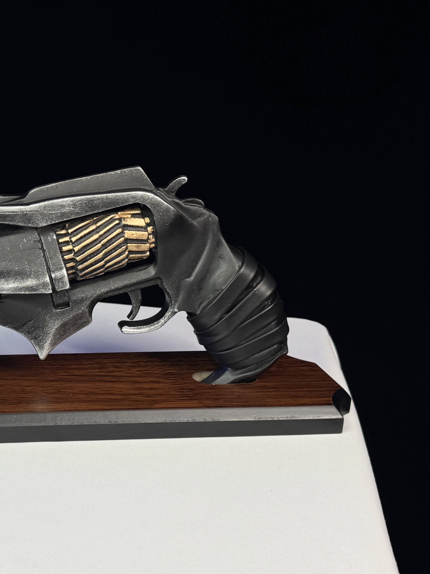 THORN EXOTIC RESIN REPLICA - DESTINY - Image 3