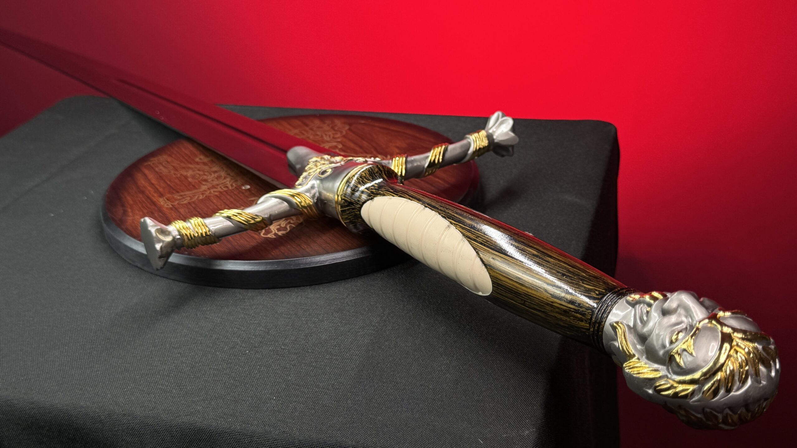 LANNISTER SWORD 3.0 - GAME OF THRONES - Image 3
