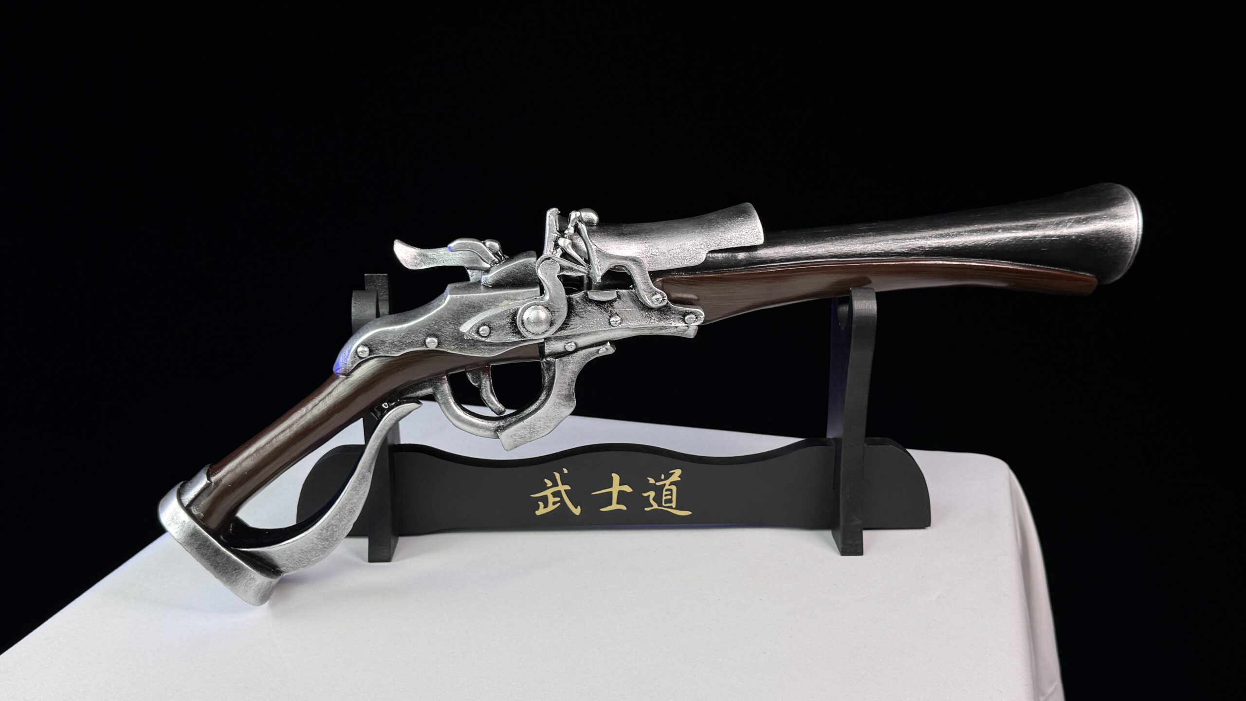 BLOODBORNE HUNTER RESIN GUN - Image 9